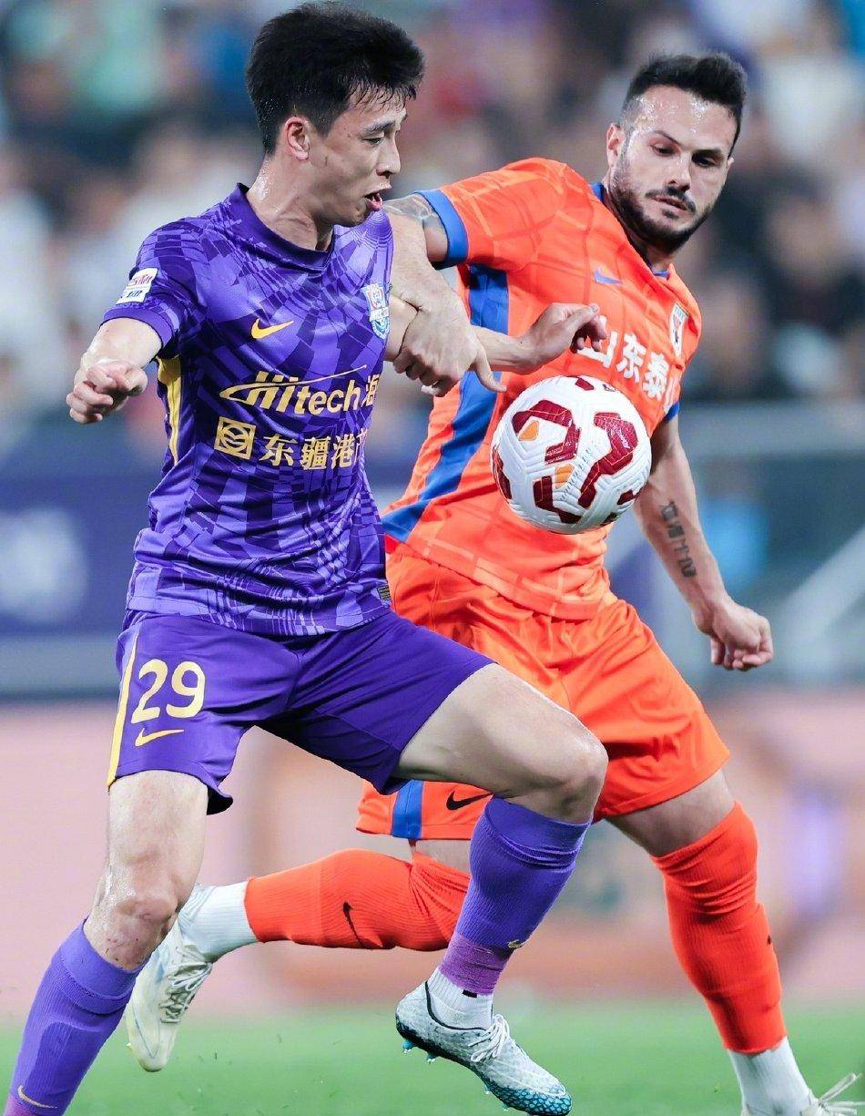 精准的头球 精准的头球